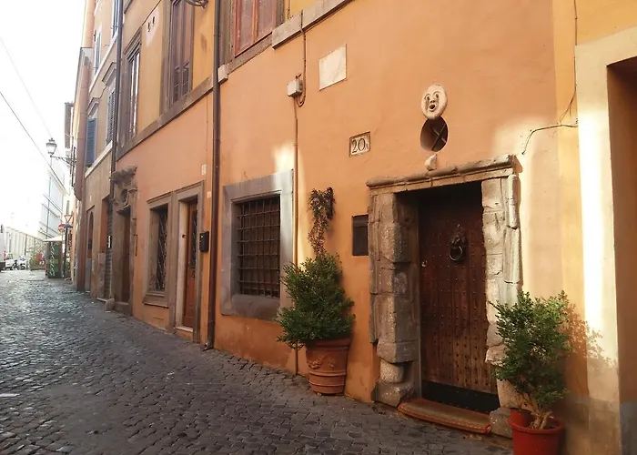 Apartament Frangipane *